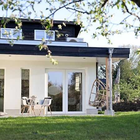 Stijlvol Huisje Met Veranda! Tuynloodz A Beers  Buitenkant foto
